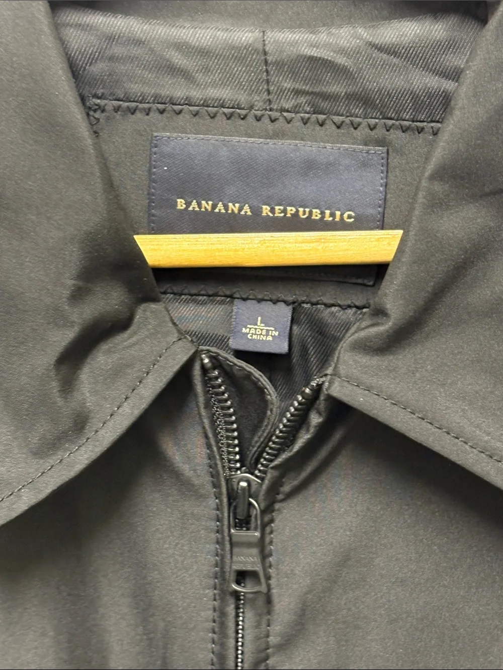 Banana Republic Black Nylon Zip Front water resistant Jacket Size L